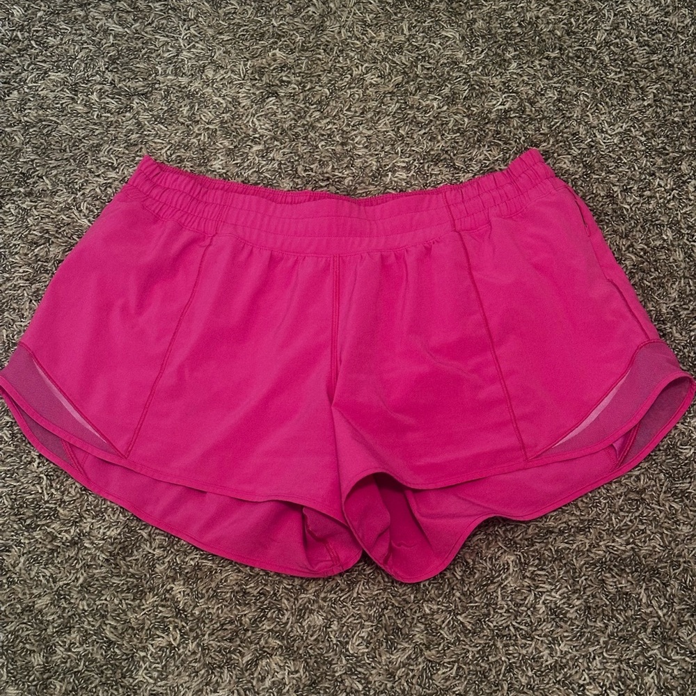 Lululemon Hotty Hot Short